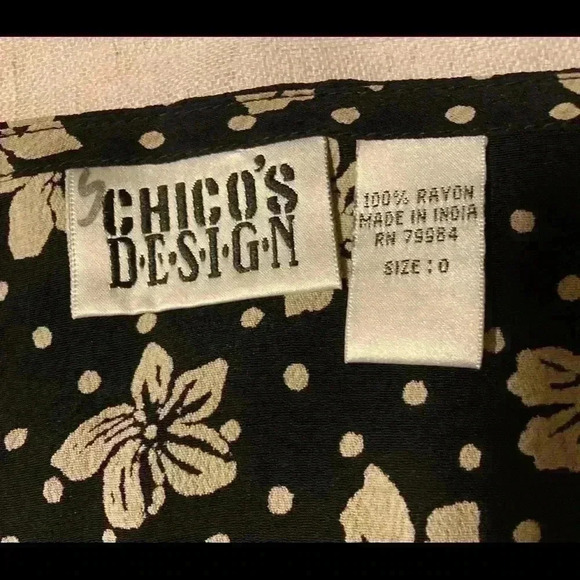 CHICO’s black floral midi trumpet skirt rayon black & ivory contrast flounce 4 - Picture 6 of 7